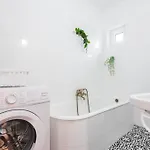 Downtown Cozy Old Town Apartamento