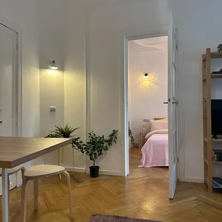 Downtown Cozy Old Town Bucureşti