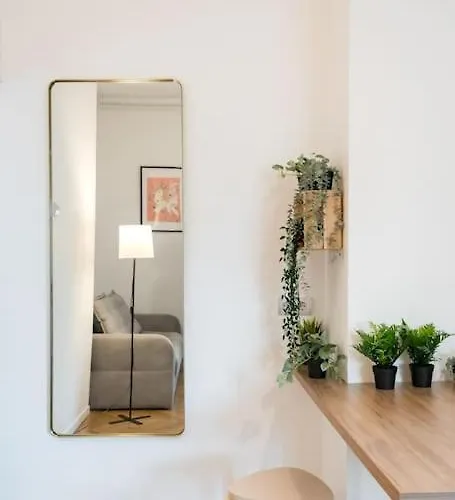 Downtown Cozy Old Town Апартаменти Бухарест